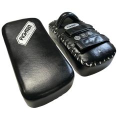 Osta Fighter Forever Thai Pad Potkutyynyt MUSTA-HOPEA 40cm Thainyrkkeilykaupasta