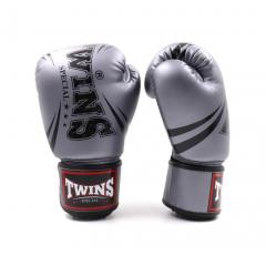 Osta Twins Special Nyrkkeilyhanskat FBGVDM3-TW6 Grey Thainyrkkeilykaupasta