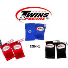 Osta Twins Special Kyynärpääsuojat EGN1 Black Thainyrkkeilykaupasta