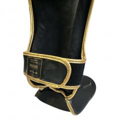 Osta Fighter Forever EVO Säärisuojat MUSTA-KULTA Thainyrkkeilykaupasta