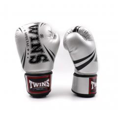 Osta Twins Special Nyrkkeilyhanskat FBGVDM3-TW6 Silver Thainyrkkeilykaupasta